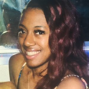 Meet your Posher, Riea